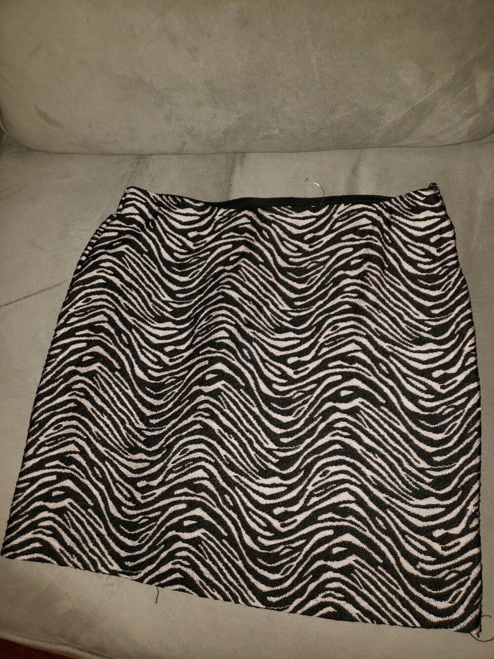 Sans Souci Zebra Striped Mini Skirt - M